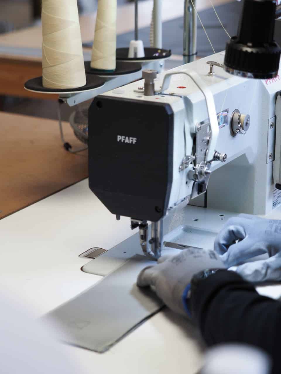 Couture industrielle matelas isolants